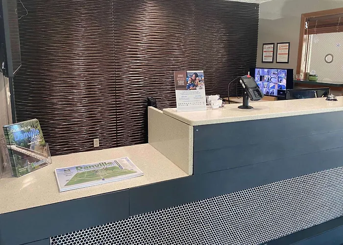 Baymont By Wyndham Danville Il